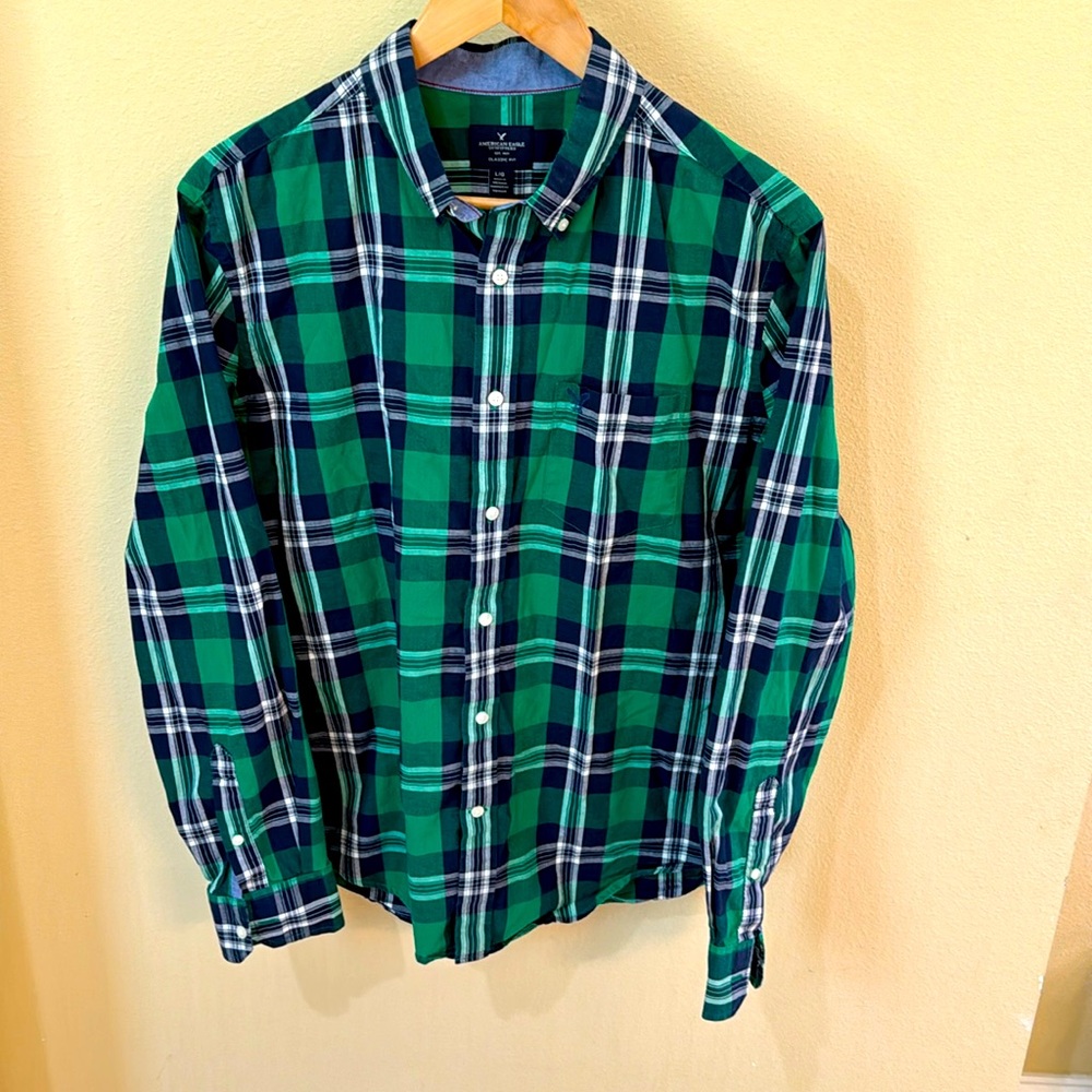 American Eagle mens button down long sleeve dress shirt